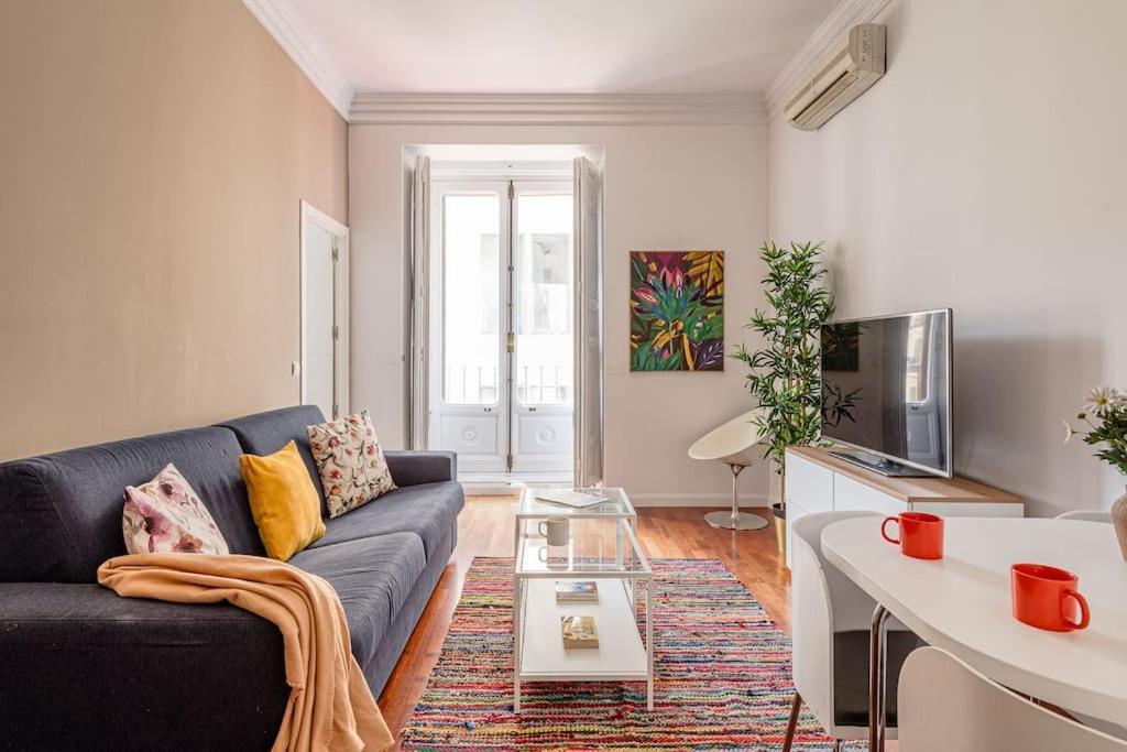 Bright In Gran Via With Balconies Inf2iz3 Apartment Madrid