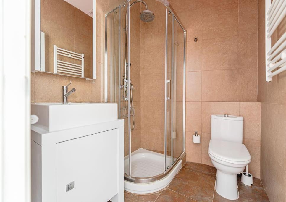 Apartment Bright In Gran Via With Balconies Inf2iz3 *