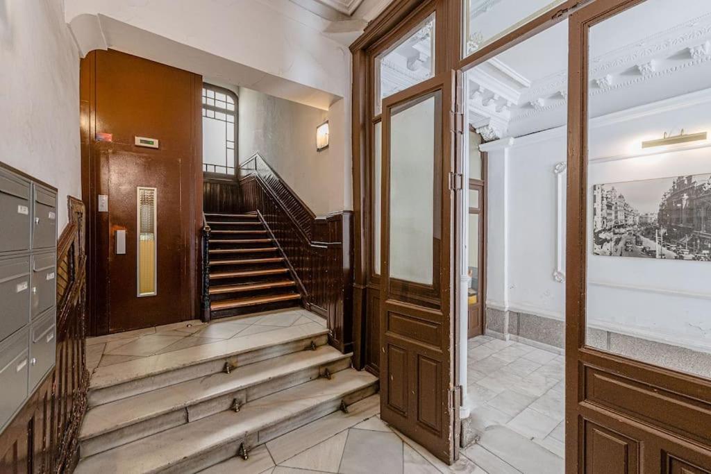 Apartment Bright In Gran Via With Balconies Inf2iz3 *